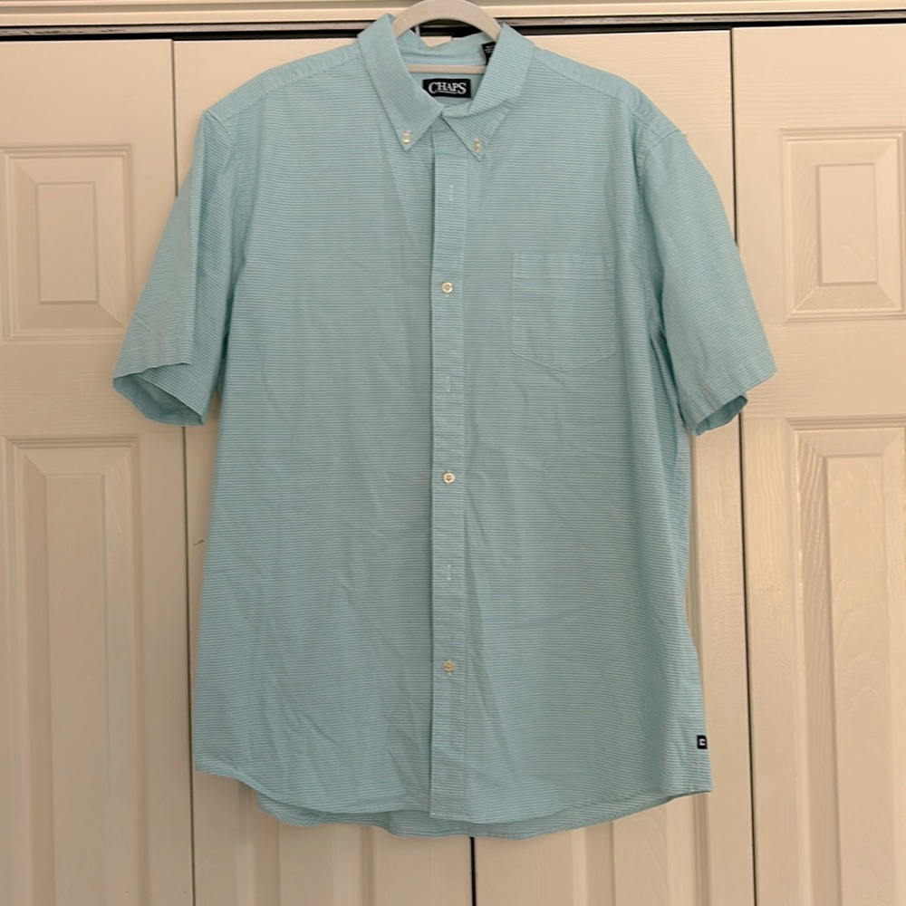 Light green short sleeve Chaps button down shirt size XL